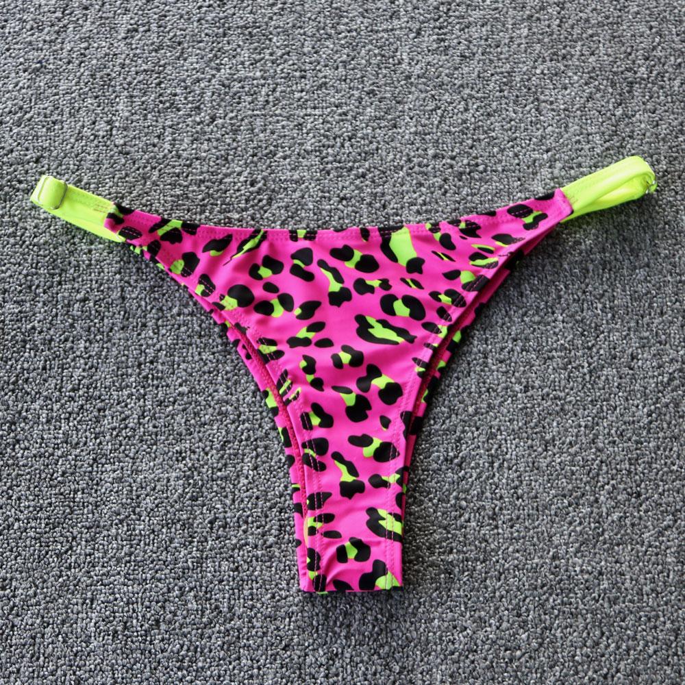 Bikini leopardato rosa
